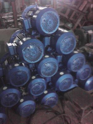 配套的風(fēng)機(jī)電機(jī)